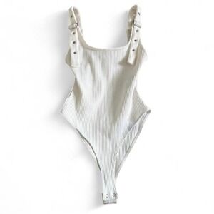Forever 21 white ribbed bodysuit with adjustable straps